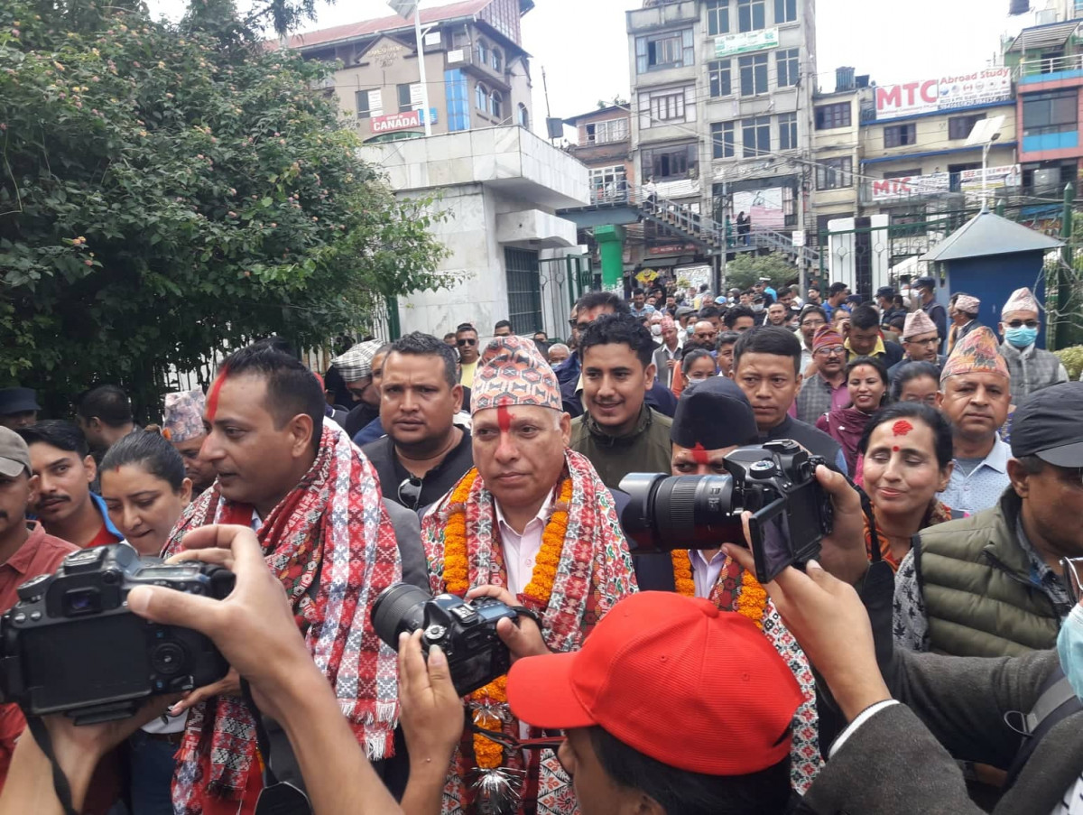 काठमाडौं १ प्रतिनिधिसभामा किरण पौडेल तथा प्रदेशमा गणेश दुलाल र रामप्रसाद अमगाईँको मनोनयन 