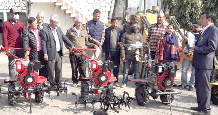किसानलाई व्यावसायिक बनाउन अनुदान