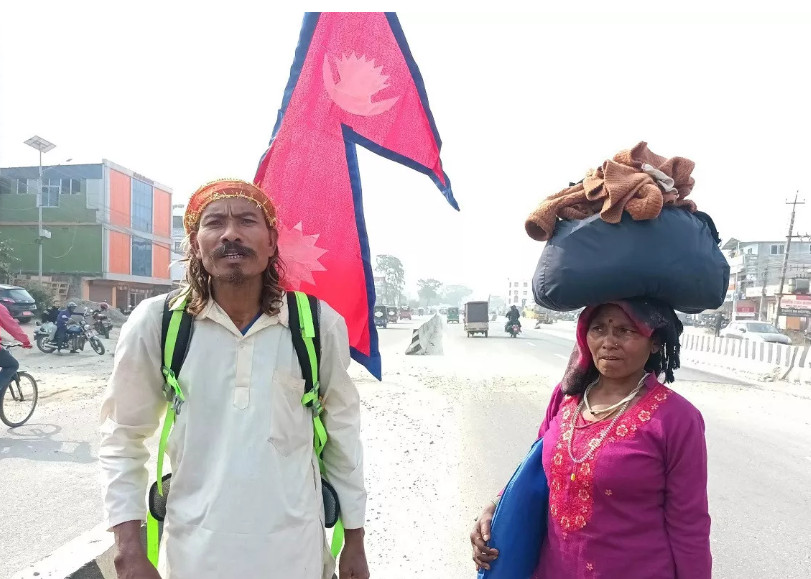 मेची–काली उल्टो पदयात्रामा ‘रुपना थारू’