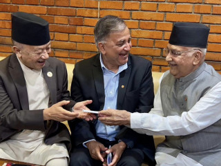 एमाले अध्यक्ष ओली कम्बोडिया भ्रमणमा