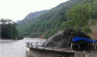 कालीगण्डकीको बहाव उच्च विन्दुमा, शालिग्राम शिला डुबानमा