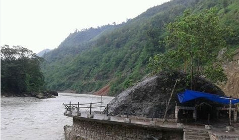 कालीगण्डकीको बहाव उच्च विन्दुमा, शालिग्राम शिला डुबानमा