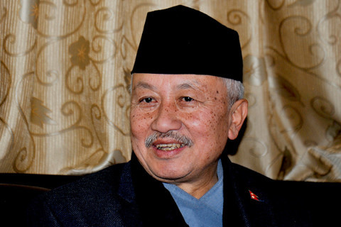 एमाले उपाध्यक्ष तथा संविधानसभा अध्यक्ष नेम्वाङको हृदयघातबाट निधन