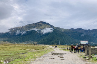 पर्यटकको रोजाइमा ढोरपाटन सिकार आरक्ष