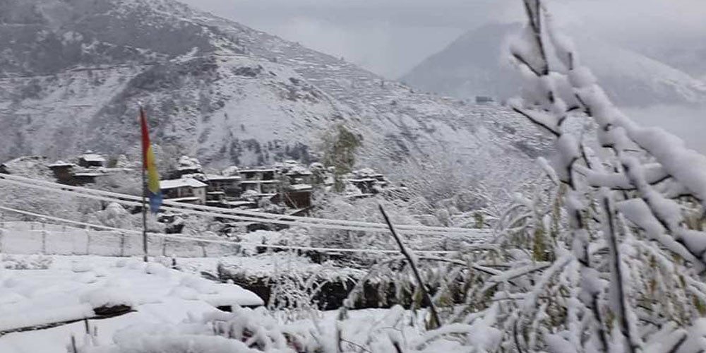 आज यी स्थानका उच्च पहाडी तथा हिमाली भू-भागमा हिमपातको सम्भावना