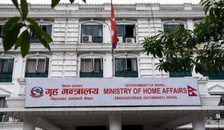 विद्यार्थी बोक्ने गाडीको गति निर्धारण गर्न गृहको पत्राचार, प्रतिघण्टा ४० किलोमिटर भन्दा कम