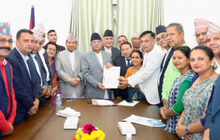 समानीकरण अनुदान कटौती हुँदैन : प्रधानमन्त्री
