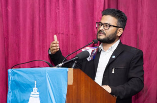रास्वपाद्धारा महामन्त्री एवं प्रवक्ता डा ढकाल निलम्बन 