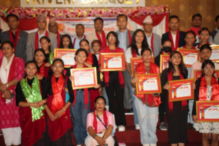 त्रिपुरासुन्दरी गाउँपालिका-काठमाडौँ सम्पर्क मञ्चद्वारा एसईई उत्तीर्ण विद्यार्थीहरूलाई सम्मान 