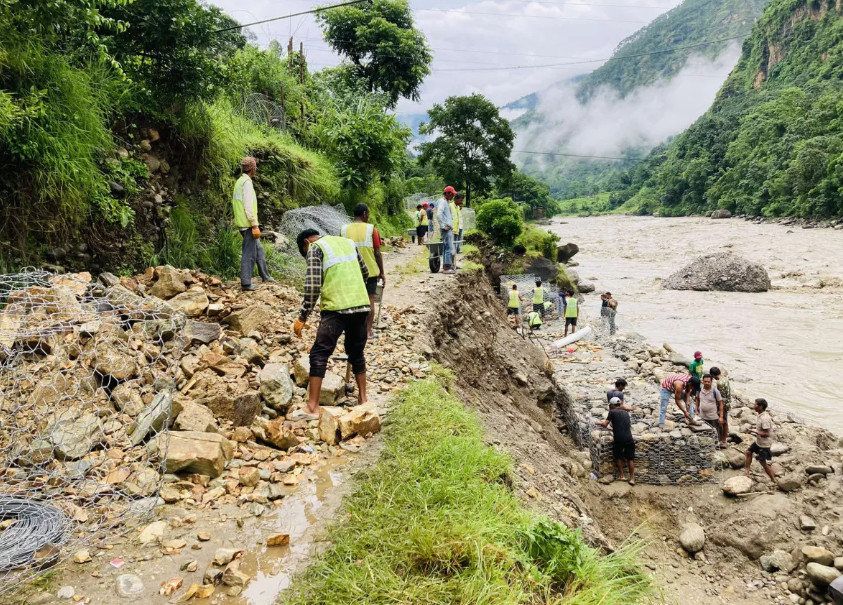 विश्व बैंकको सहयोगमा तीन सडक स्तरोन्नति गरिँदै