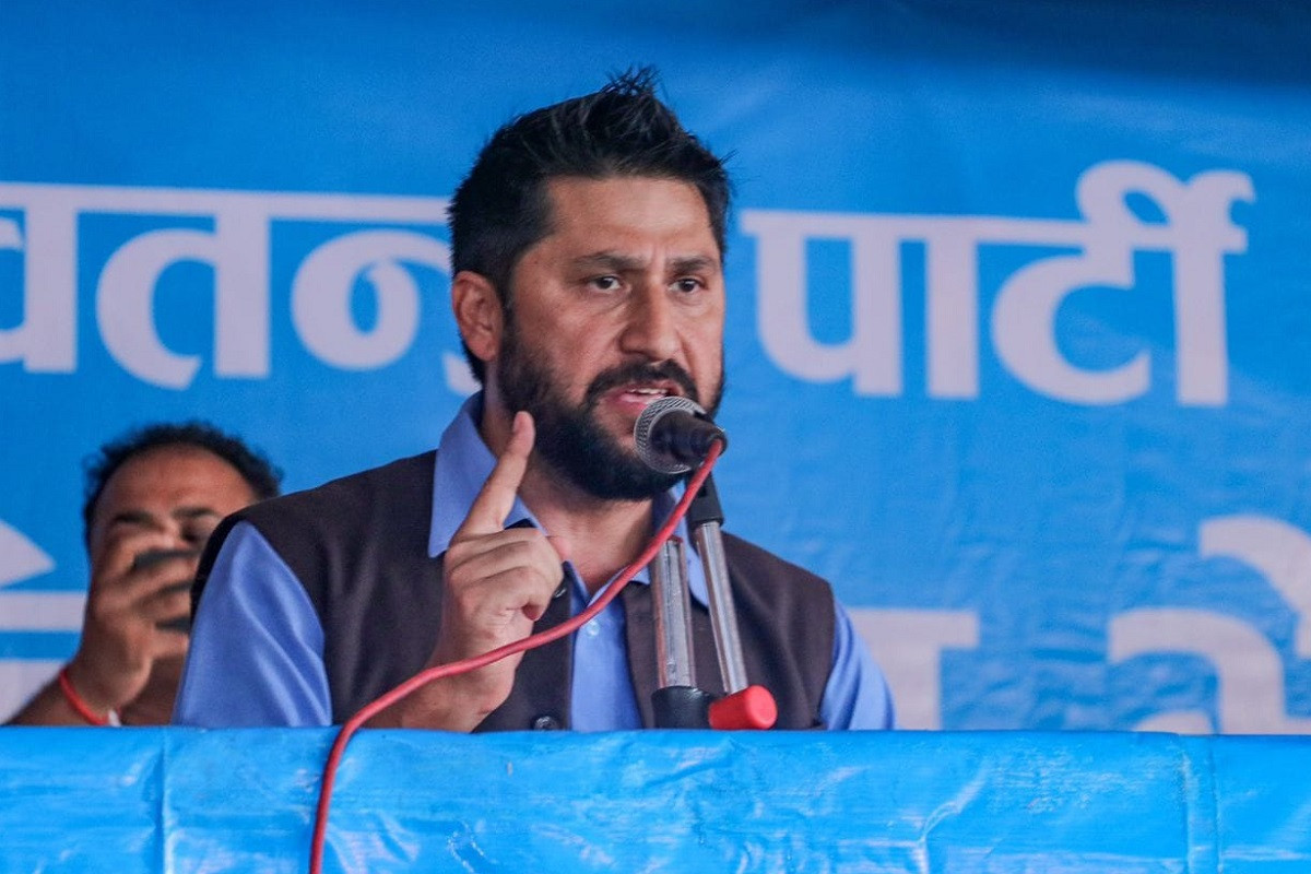 पूर्वगृहमन्त्री लामिछानेलाई अदालत उपस्थित गराइँदै