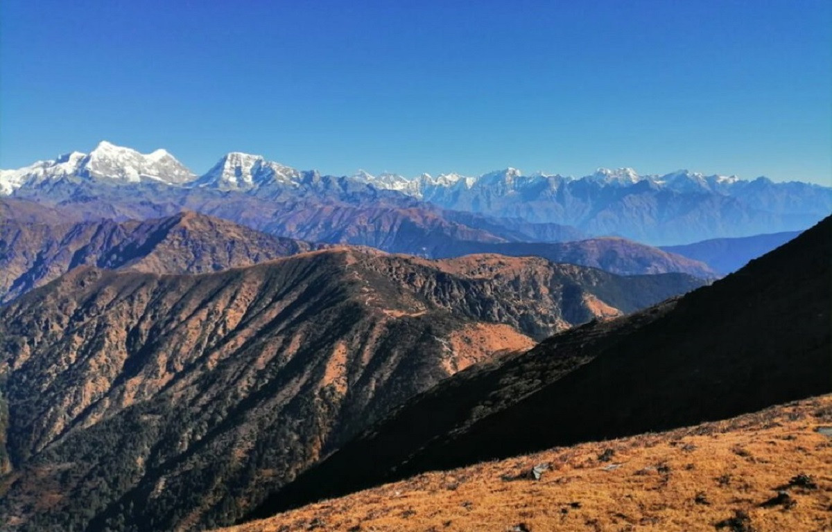 पर्यटकीय स्थल पिकेडाँडा र ज्वालामाई क्षेत्रमा भरपर्दो सञ्चार सुविधा नहुँदा पर्यटकलाई मर्का