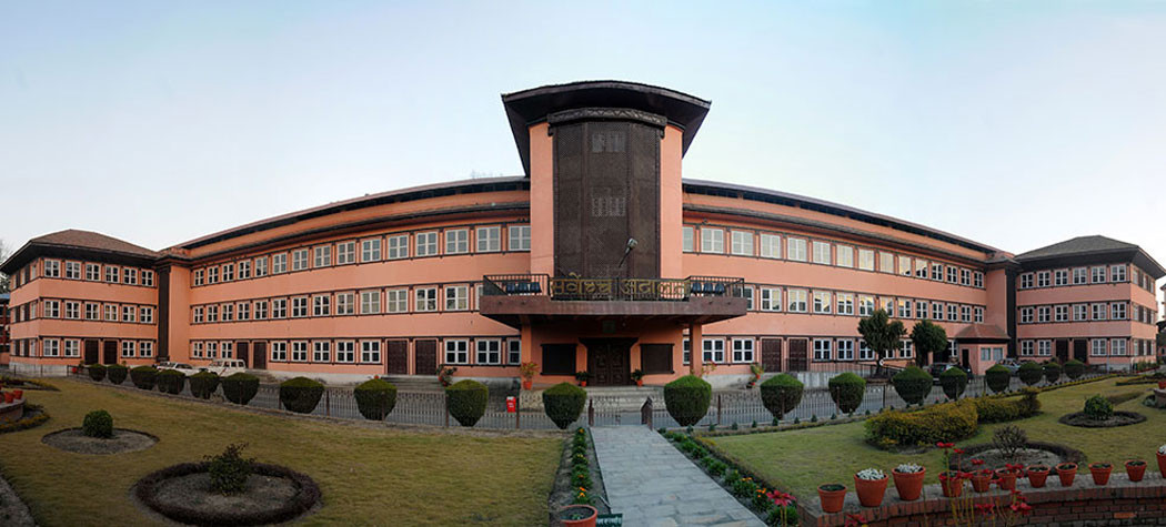 पूर्वविशिष्टहरूले विदेशमा उपचार गर्दा सरकारबाट खर्च नपाउने