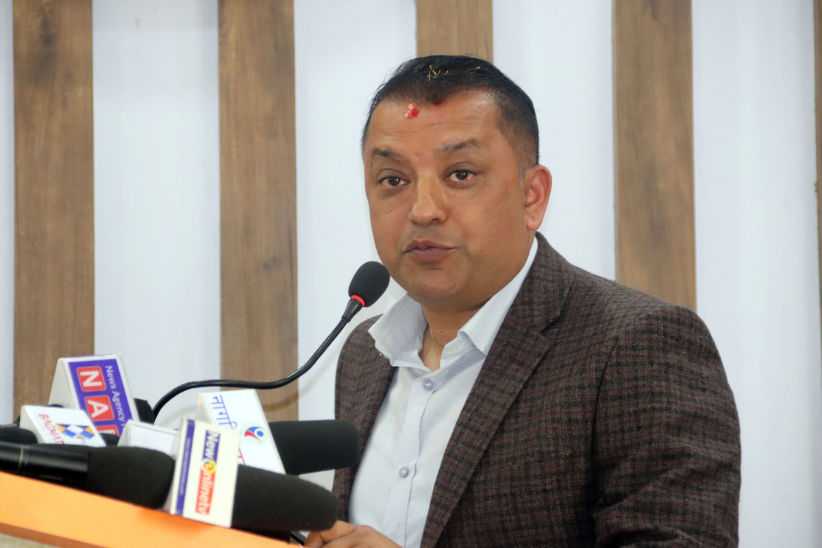 जनताले लोकतन्त्रको विकल्प खोजेका छैनन्ः महामन्त्री थापा