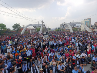 शिक्षकको प्रदर्शनले सामुदायिक विद्यालयको भर्ना अभियान प्रभावित