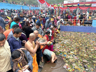 मातातीर्थमा मातृभक्तको भीड