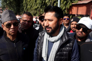 रास्वपा लामिछानेलाई सांसद पदबाट निलम्बन गर्न माग गरिएको निवेदन दरपिठ