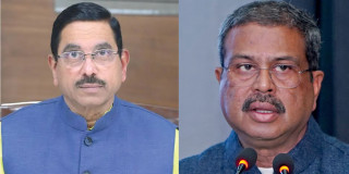 भारतमा धर्मेन्द्र प्रधानले राजीनामा दिएपछि जोशीलाई शिक्षा मन्त्रालयको जिम्मेवारी