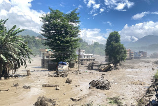 भोटेकोशीमा पानीको सतह फेरि बढ्यो, सतर्कता अपनाउन आग्रह